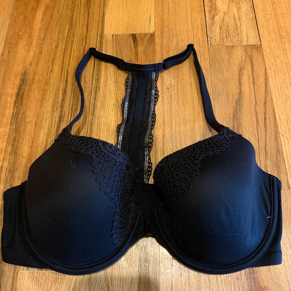 New Without Tags Victoria’s Secret Body by Victoria Demi Racerback Bra 36D Black